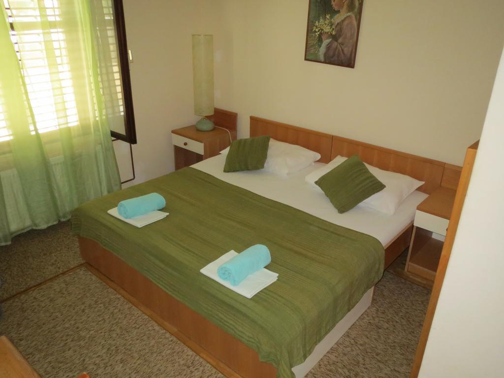 Guesthouse Lucic โอเรบิก ภายนอก รูปภาพ